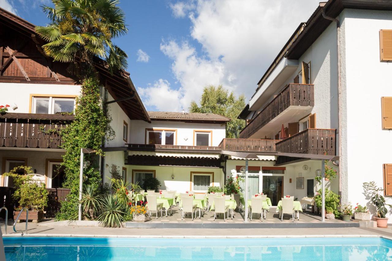 Hotel Gruberhof Мерано Екстериор снимка
