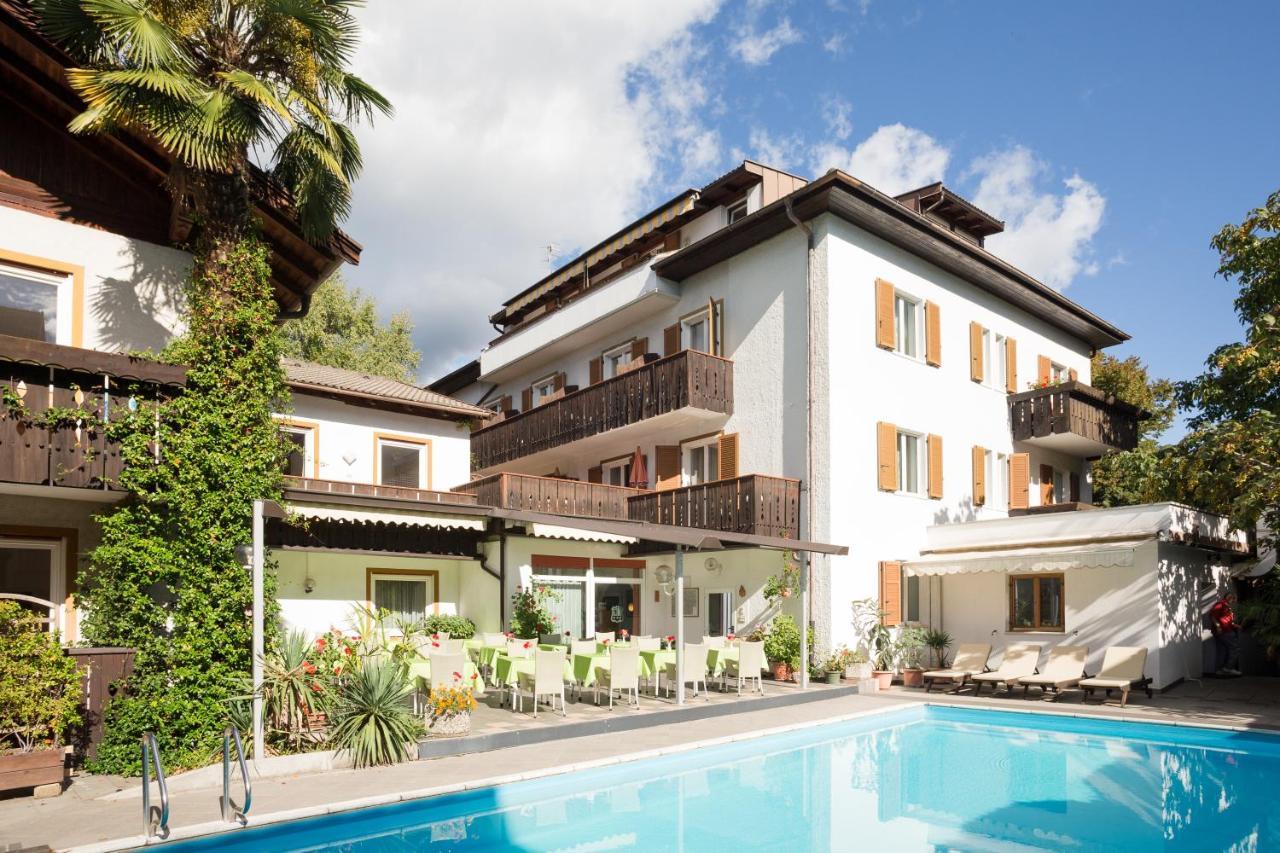 Hotel Gruberhof Мерано Екстериор снимка