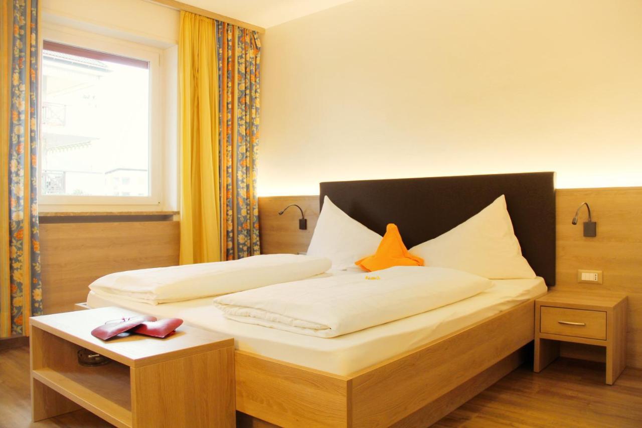 Hotel Gruberhof Мерано Екстериор снимка