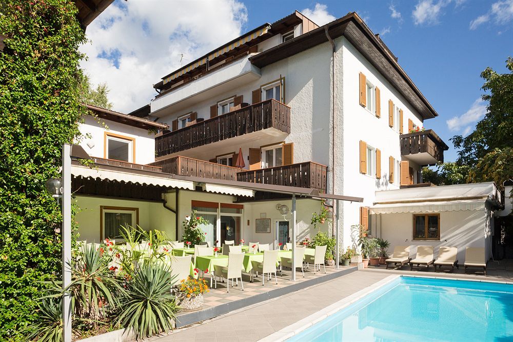 Hotel Gruberhof Мерано Екстериор снимка