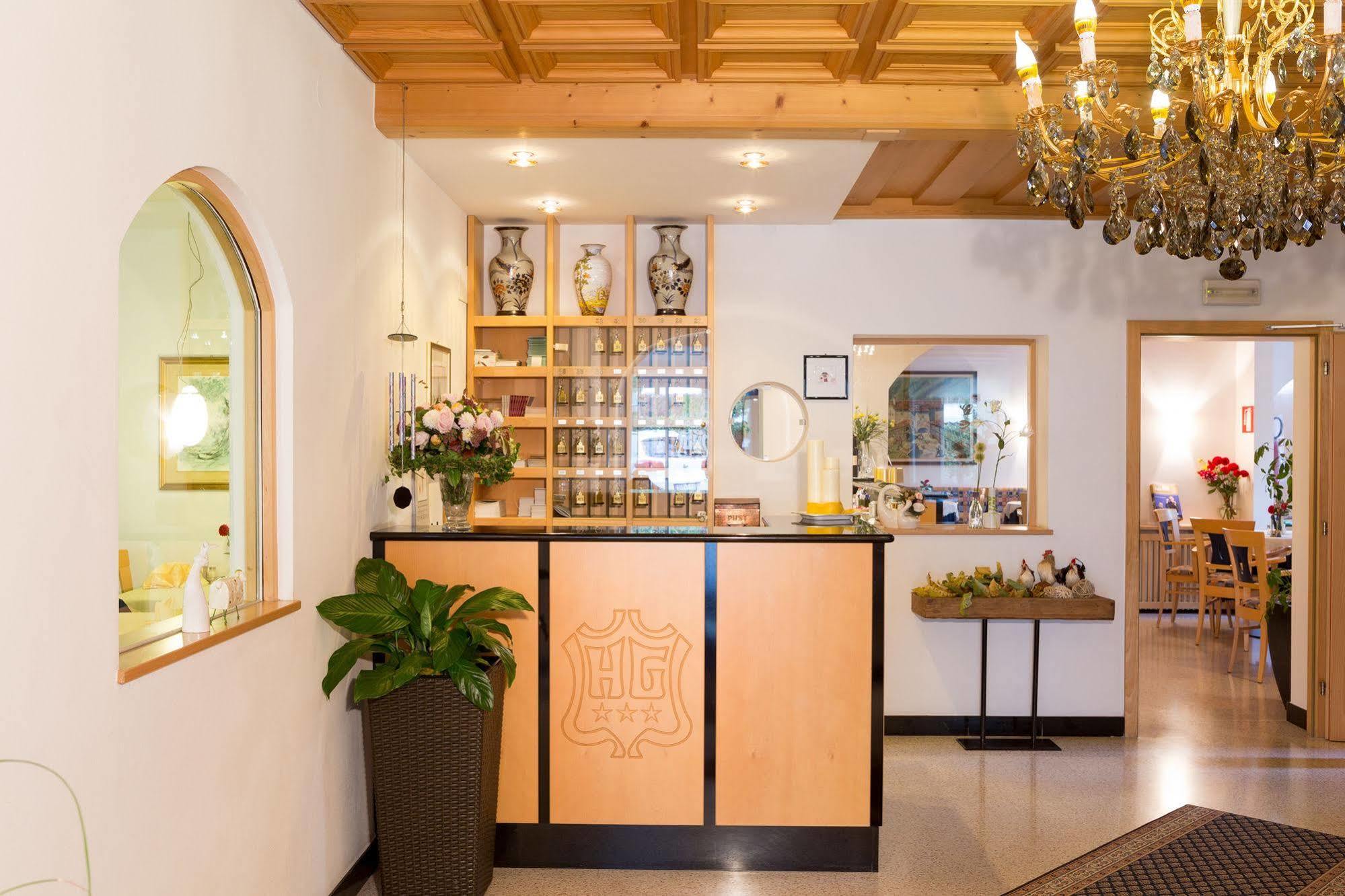 Hotel Gruberhof Мерано Екстериор снимка